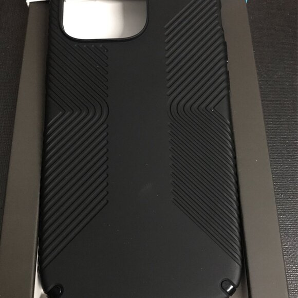 Speck Presidio 2 Grip Case w/ Magsafe iPhone 13 Pro 6.1" Large Camera - Black - Picture 4 of 6